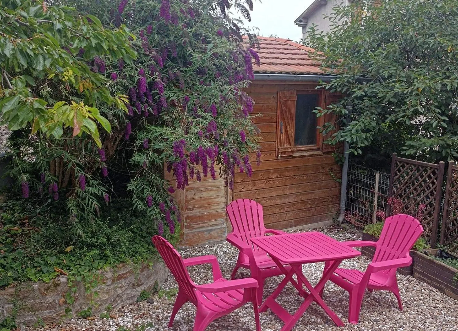 펜션 Gite Les 4 Fleurs Le Puy-en-Velay